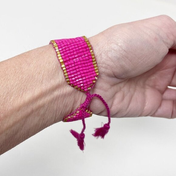 Hot Pink Seed Bead Adjustable Cinch Hearts Bracelet - Picture 5 of 7